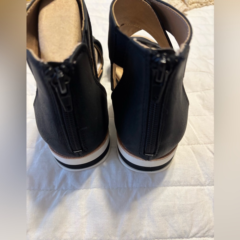 Lifestride Velocity 2.0 Womens sz 7 Black Ankle‎ Strap Zip Up Sandals - Picture 8 of 10